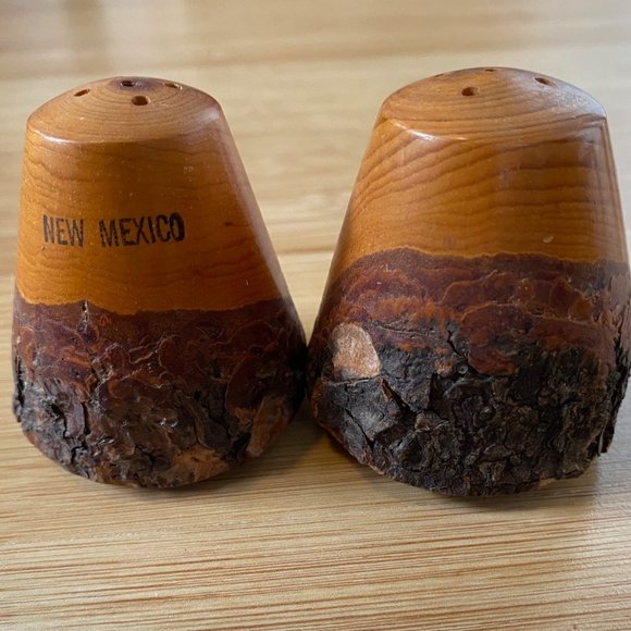 Vintage Wood Salt & Pepper Shakers from New Mexico, Yosemite, Fisherman’s Wharf - Picture 3 of 13